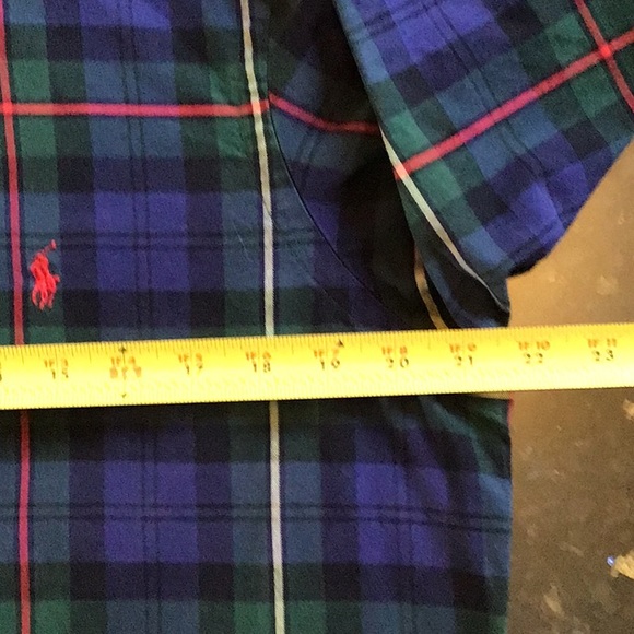 Ralph Lauren woven cotton long sleeve button down shirt (Classic Medium) - Picture 8 of 9